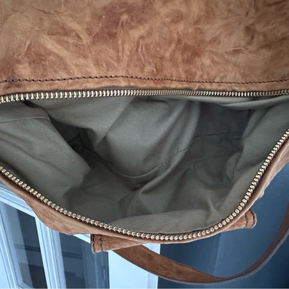 Wrinkled Sheepskin Large Pandora Bag - Picture 8 of 11
